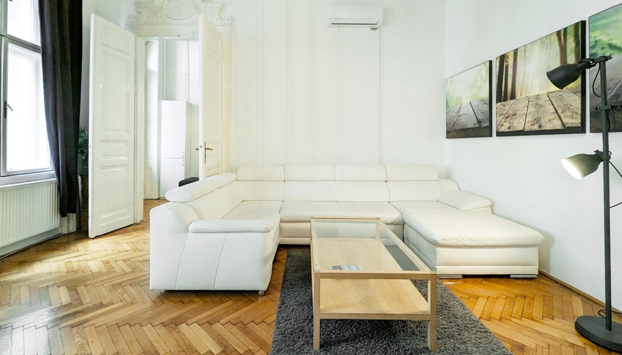Heart Of The City, Entire Very Big Apartment 布达佩斯 外观 照片